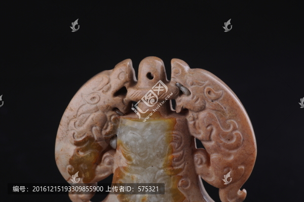 戰(zhàn)國玉佩,戰(zhàn)國雙螭虎神人玉佩