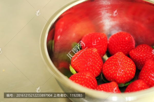 草莓