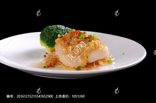 蒜茸蒸海貝