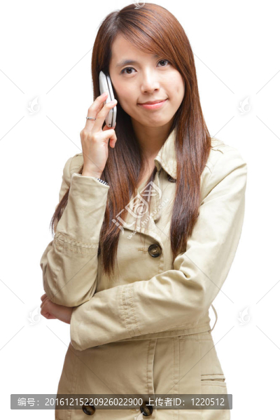 亞洲婦女打電話