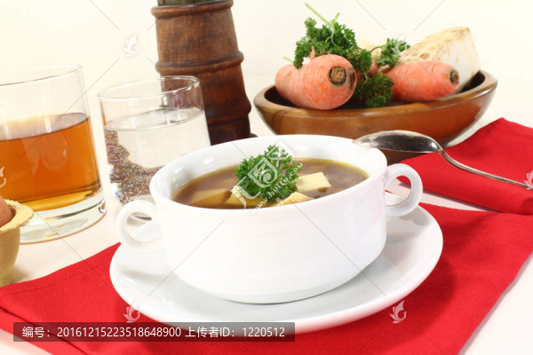 牛肉清湯