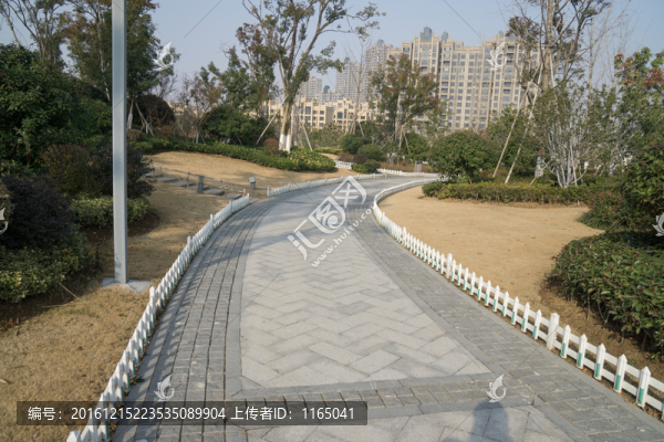 石板路