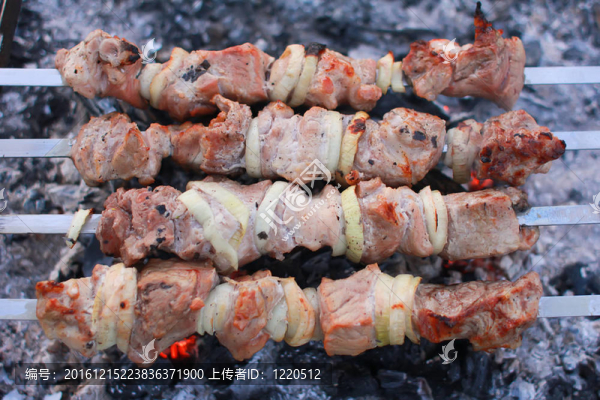 烤羊肉串烤金屬串燒肉