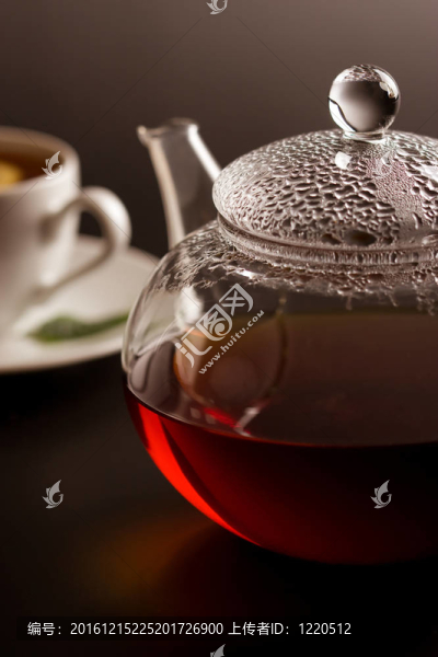 茶壺和白杯子