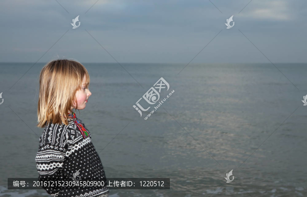 海邊兒童海洋泉