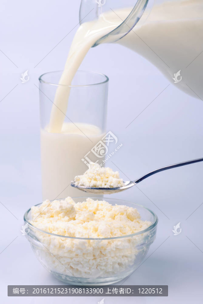 牛奶和奶油