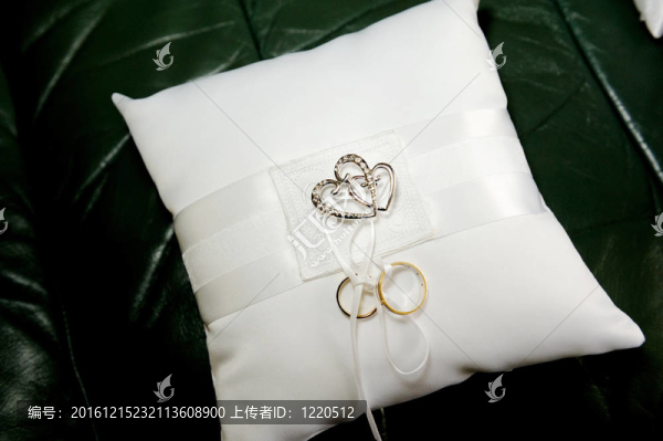 結(jié)婚戒指墊
