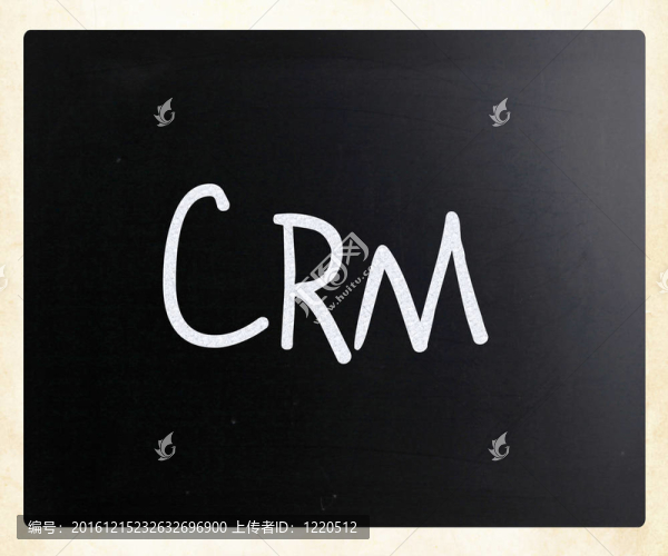 用粉筆在黑板上手寫的CRM