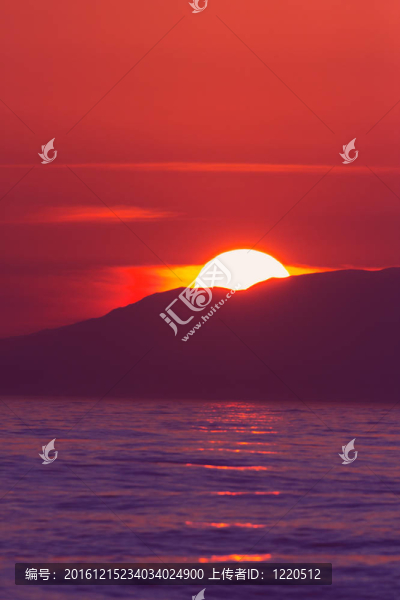 美麗的夕陽(yáng)紅