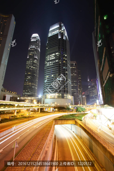 通過對香港市區(qū)的交通在晚上