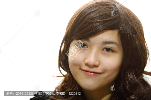 美麗的亞洲婦女孤立在白色背景