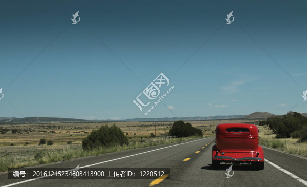 紅色汽車的路線66