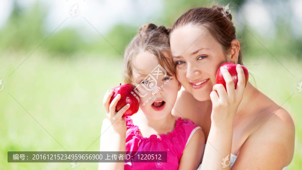 母親和女兒