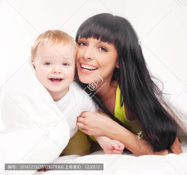 母親和嬰兒