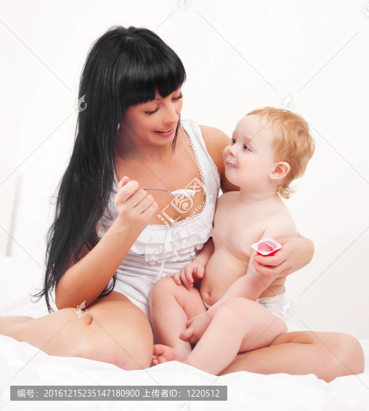 母親和嬰兒