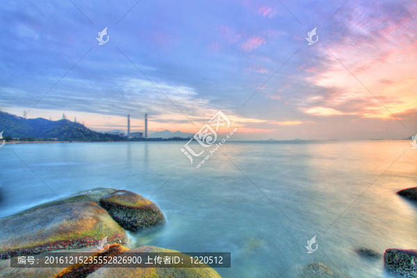 香港沿海岸的日落