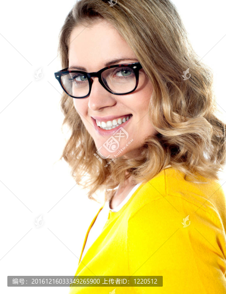 美麗微笑的女孩
