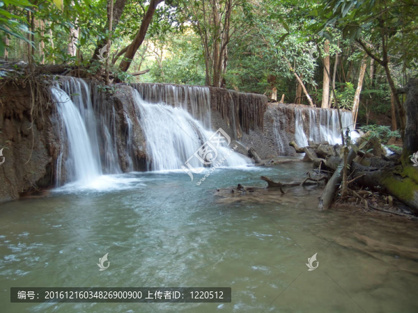 Huay,Mae卡明瀑布