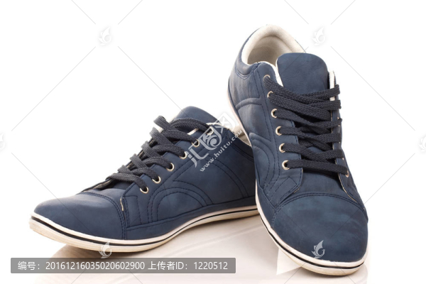 一雙普通的運(yùn)動鞋