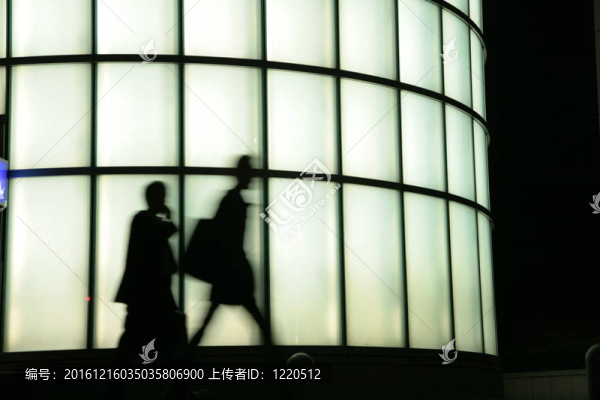 路過的剪影