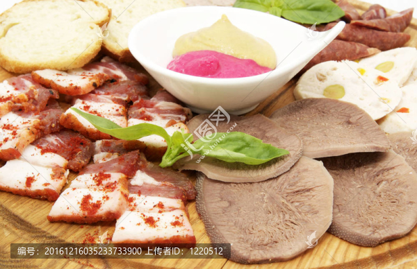 熏肉和香腸