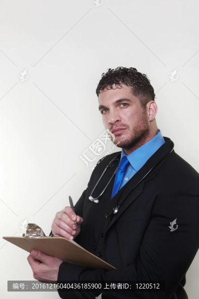 英俊的男人