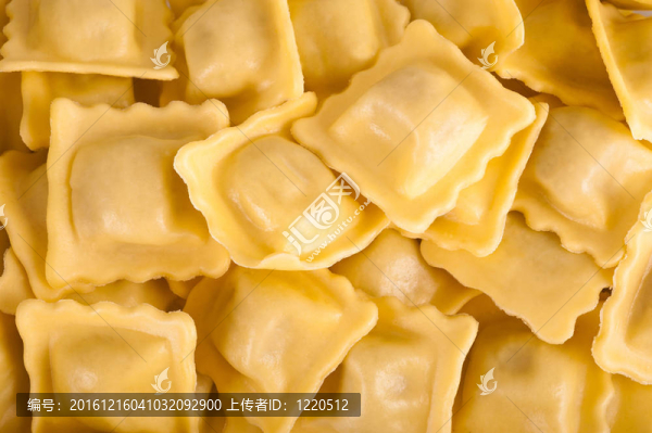 自制的餃子