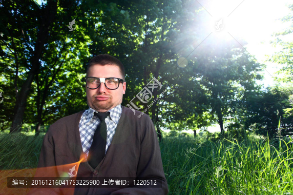 戴眼鏡的人