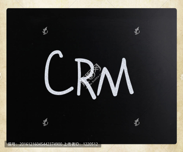 用粉筆在黑板上手寫的CRM