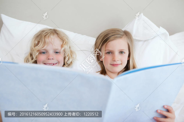 兄妹睡前故事