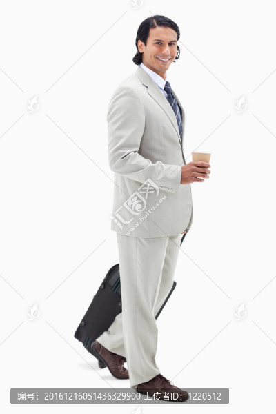側視圖與咖啡商人和輪子的包