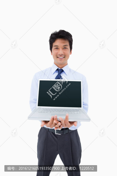 商人展示筆記本的肖像