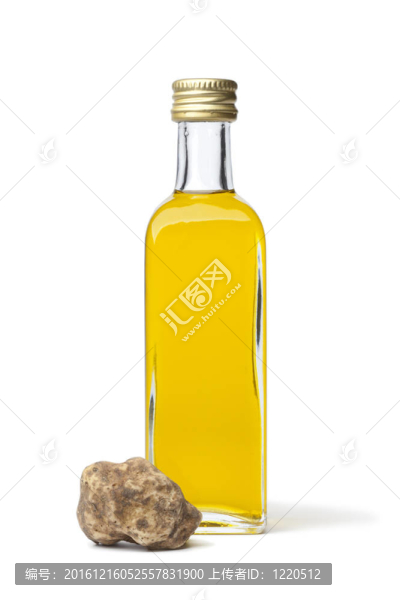 白松露橄欖油的瓶子