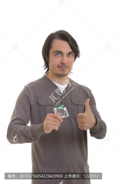 有吸引力的男人促進安全性行為；白色隔離