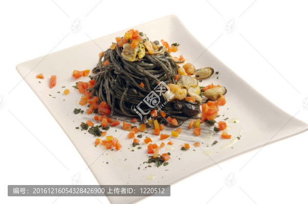 烏賊墨義大利面