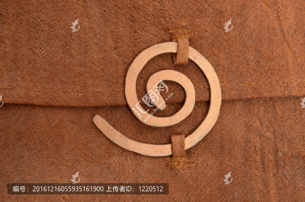 搭扣