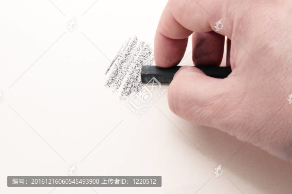 用彩色粉筆畫