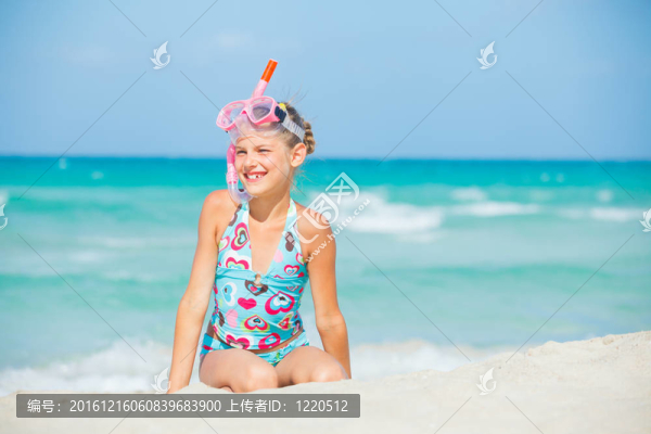 帶面具的可愛女孩