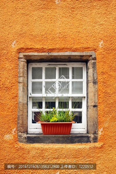 在第六世紀(jì)的農(nóng)舍老小小的窗；Culross；法夫；Scotlan