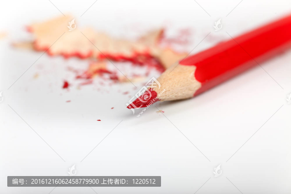 用紅筆鉛筆屑的背景