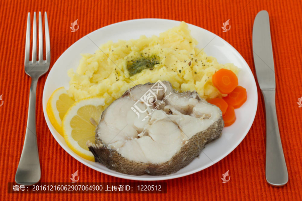 土豆泥和carrot煮魚