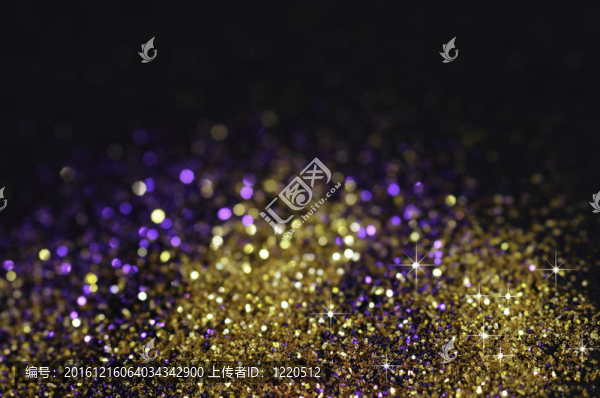 黑色背景上的金色和紫色閃光
