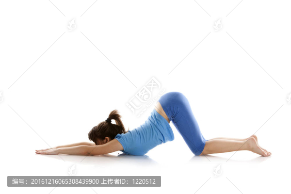 練習(xí)瑜伽的女孩形象
