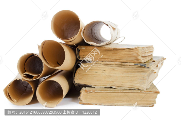 許多古老的卷軸和舊書
