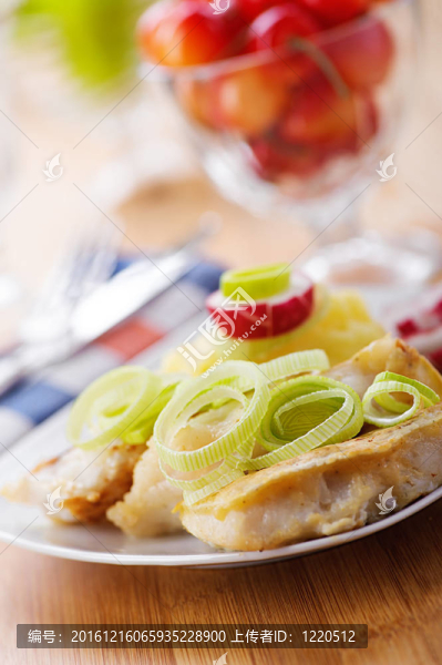 魚(yú)在面糊