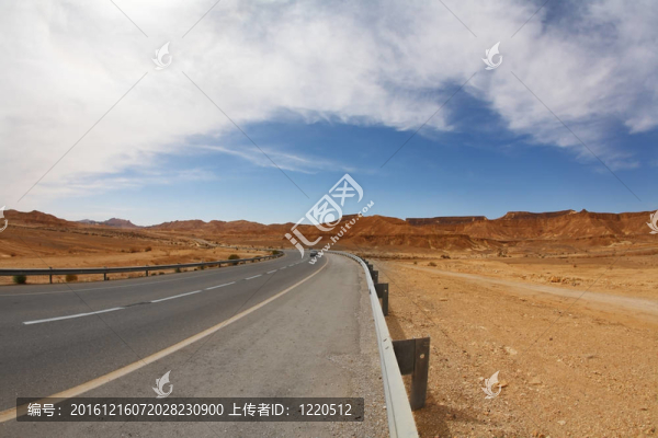 美麗的美國(guó)瀝青公路