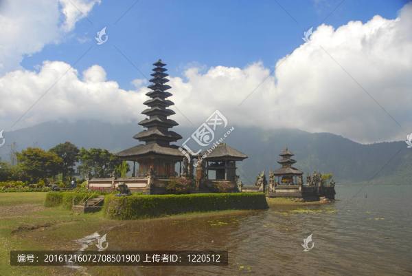 山上的寺廟