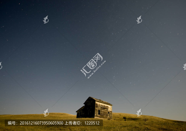 夜拍棄屋