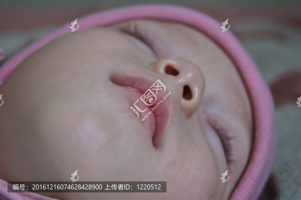 睡夢(mèng)中的小寶寶