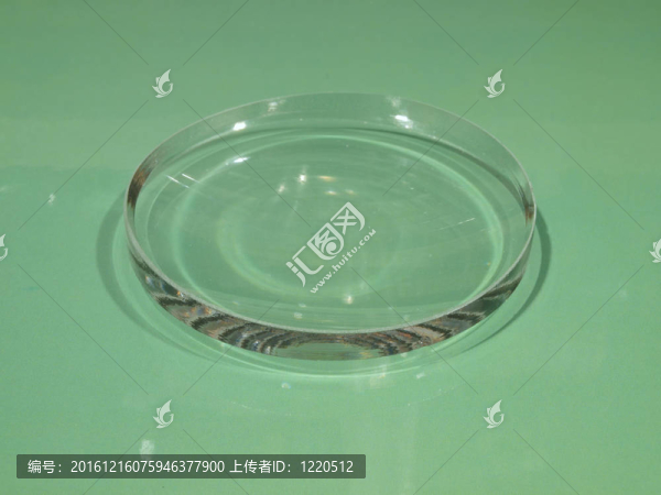 綠色背景玻璃鏡片